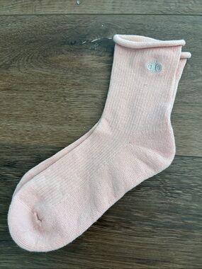 ALO Yoga Pink Crew Sock for Women- Soft Ribbed Comfort NWOT